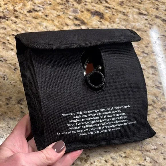 The Pampered Chef Black Kitchen Slicing Accessory - Picture 15 of 16